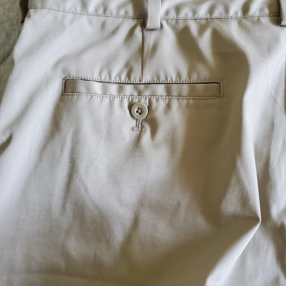 Nike Golf Men's‎ Khaki shorts